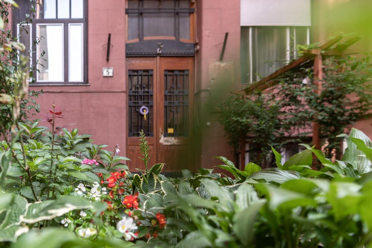 Central Studio Budapest Exterior photo